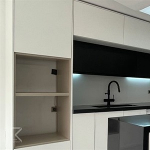 درب کابینت سبک هایگلاس | درب مخصوص برای انواع کابینت سبک هایگلاس